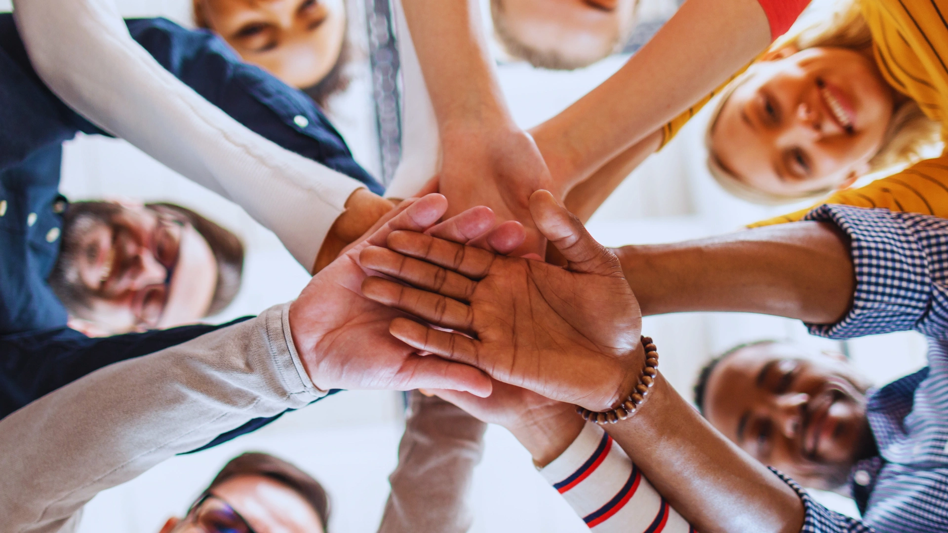 PHOTO DE GROUPE NOUS REJOINDRE